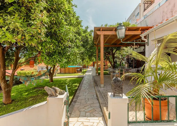 Village Casa 4 By Lisbon-coast Vacation * アルジェース